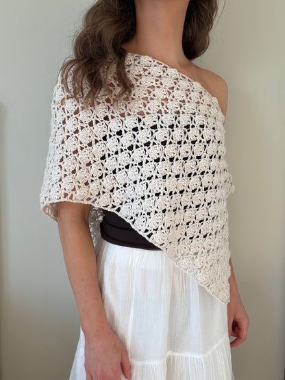 Madeleine Poncho