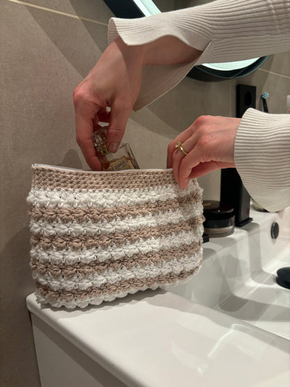 Cleo Pouch