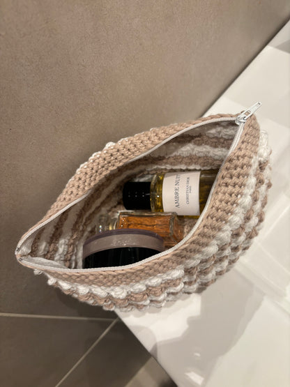 Cleo Pouch